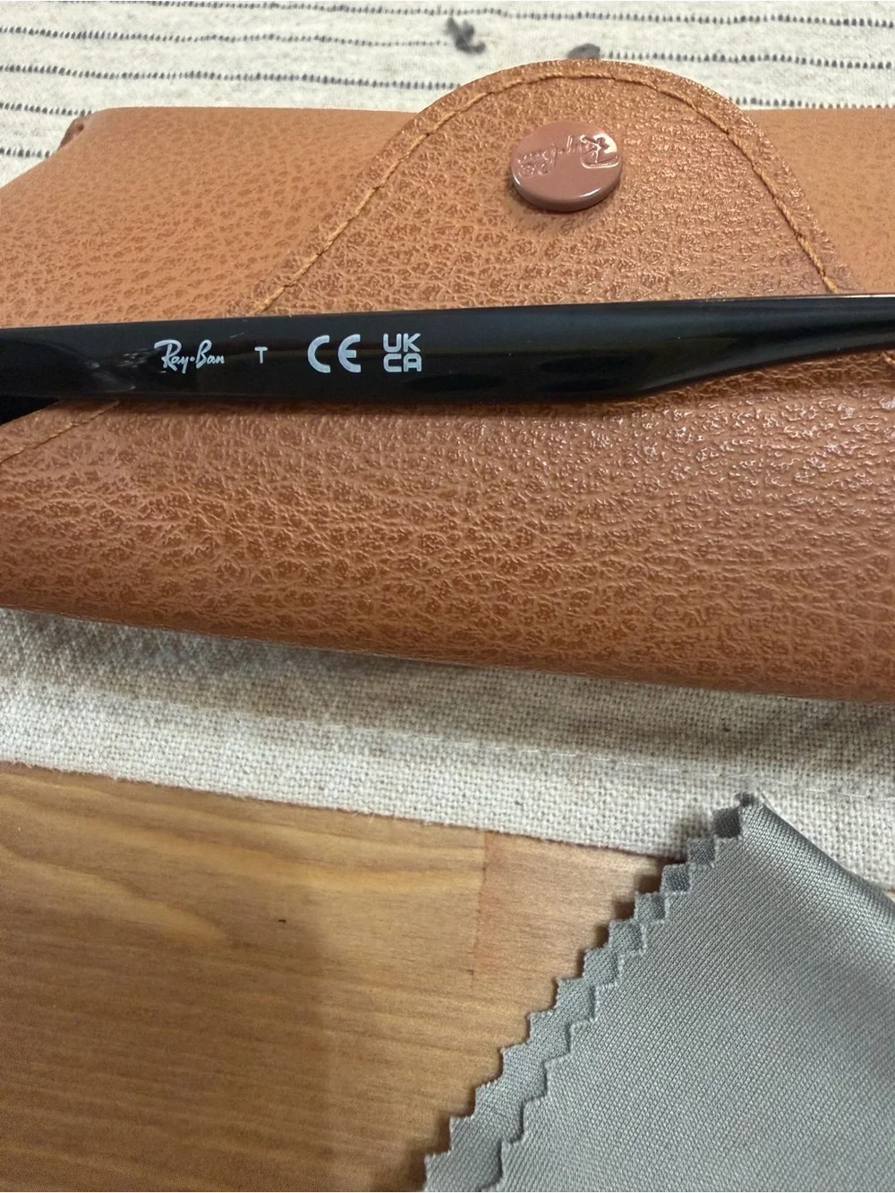 Ray-Ban Unisex Sunglasses, RB4361 52